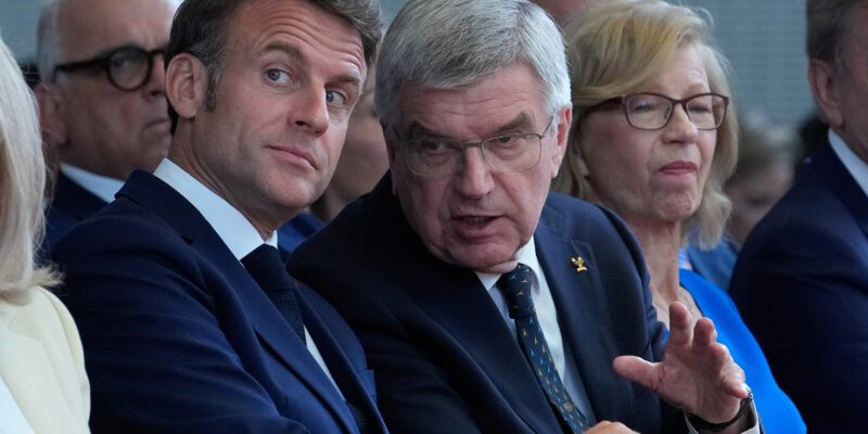 Emmanuel Macron x Thomas Bach