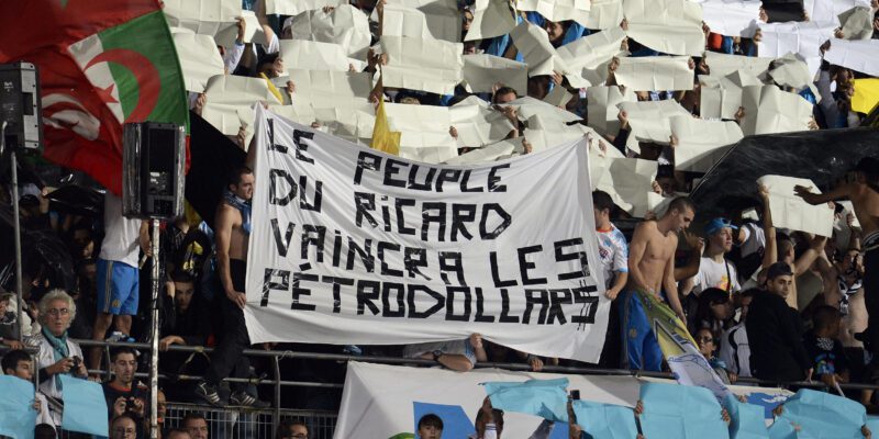 Banderole Ricard x OM